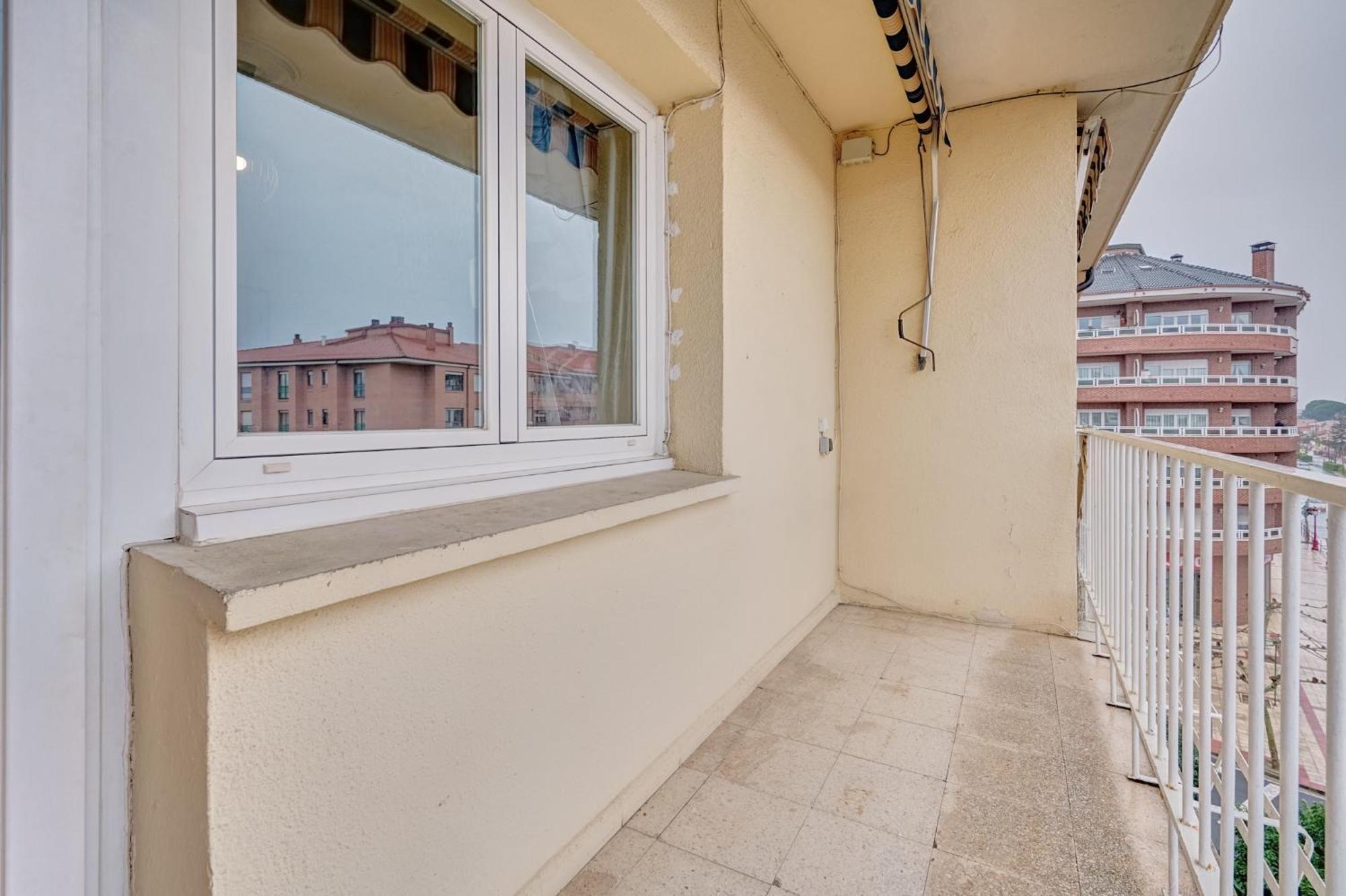 Chestnut By Clabao Apartment Haro Ngoại thất bức ảnh